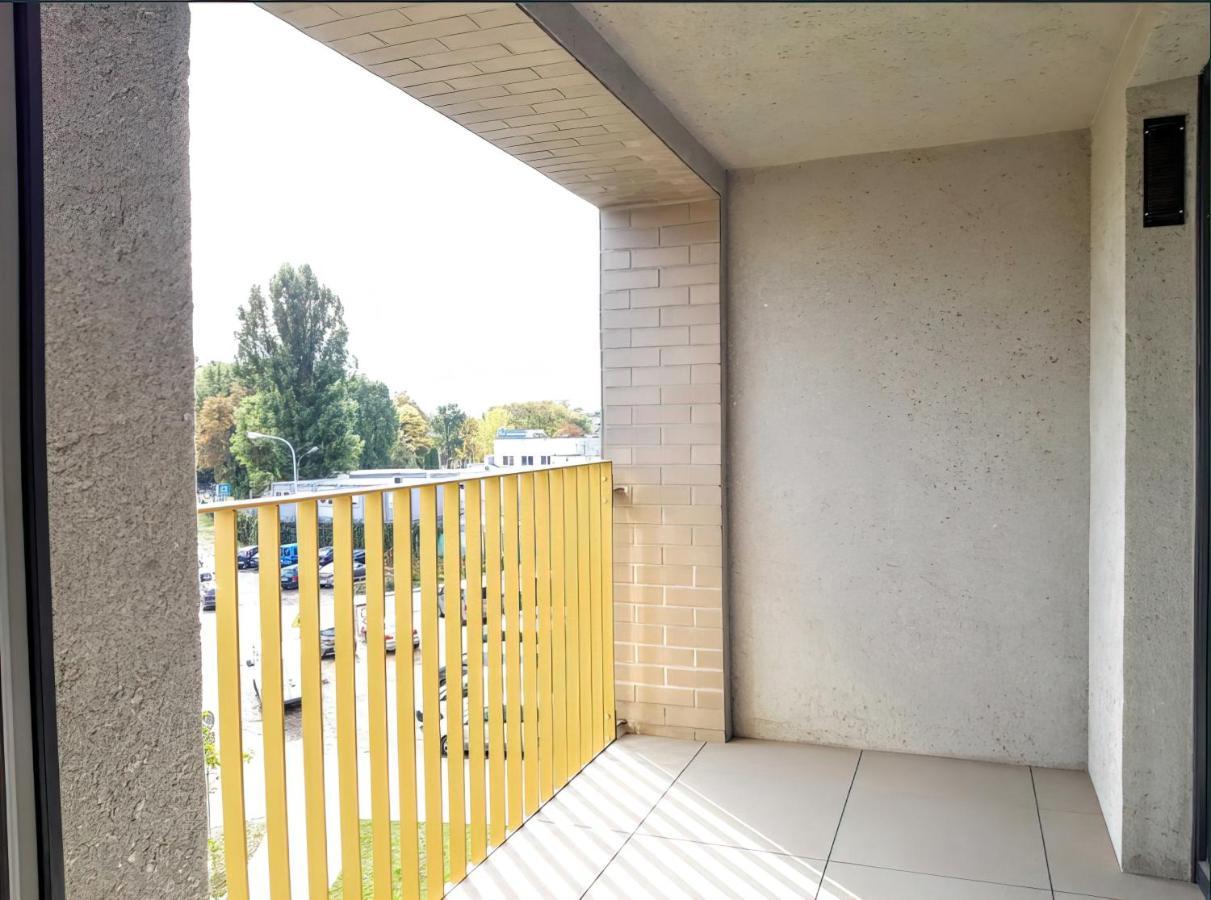 Apartamenty Fuzja - Komfortowe Mieszkania Blisko Centrum Lodzi Garaz Buitenkant foto