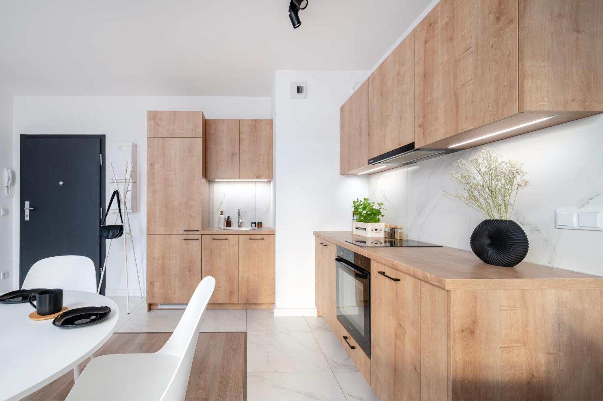 Apartamenty Fuzja - Komfortowe Mieszkania Blisko Centrum Lodzi Garaz Buitenkant foto