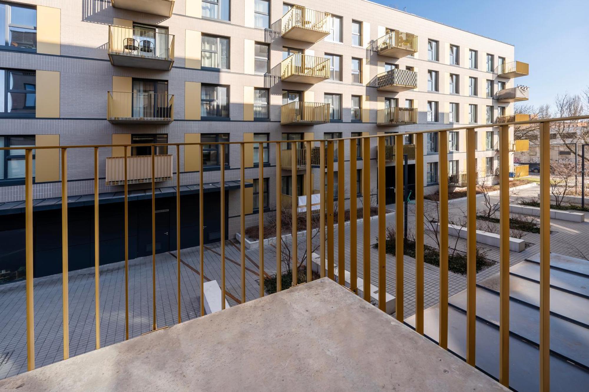 Apartamenty Fuzja - Komfortowe Mieszkania Blisko Centrum Lodzi Garaz Buitenkant foto