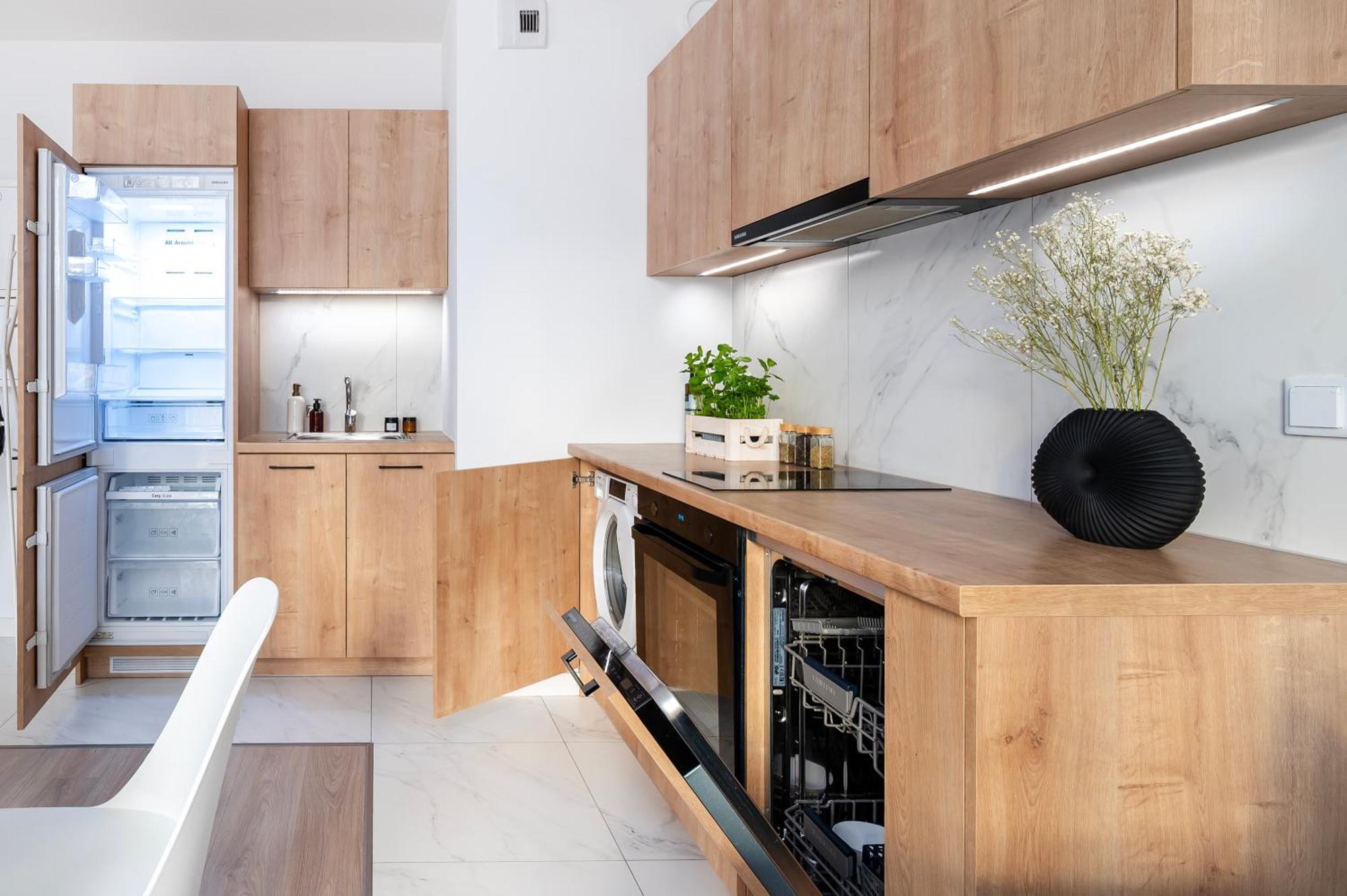 Apartamenty Fuzja - Komfortowe Mieszkania Blisko Centrum Lodzi Garaz Buitenkant foto